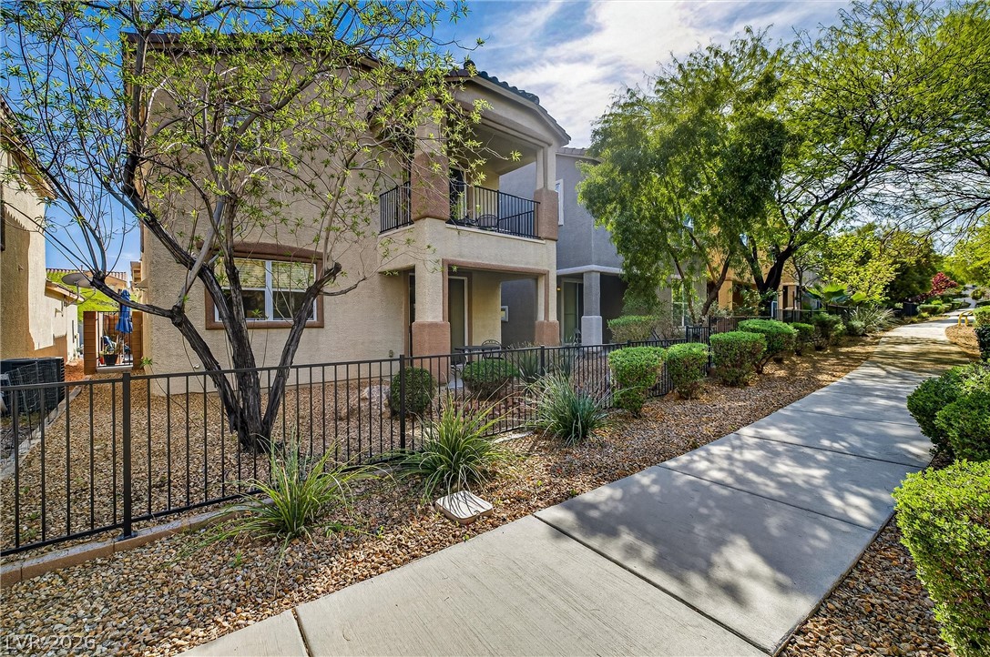 8796 Salvestrin Point Avenue Las Vegas NV 89148