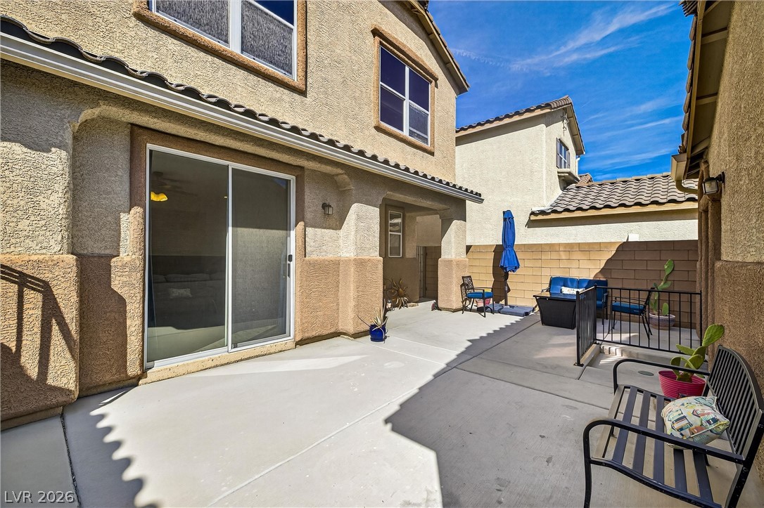 8796 Salvestrin Point Avenue Las Vegas NV 89148