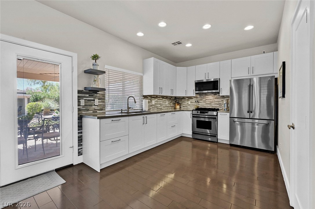 10629 Whitebrush Avenue Las Vegas NV 89144