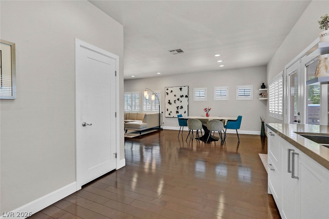 10629 Whitebrush Avenue Las Vegas NV 89144