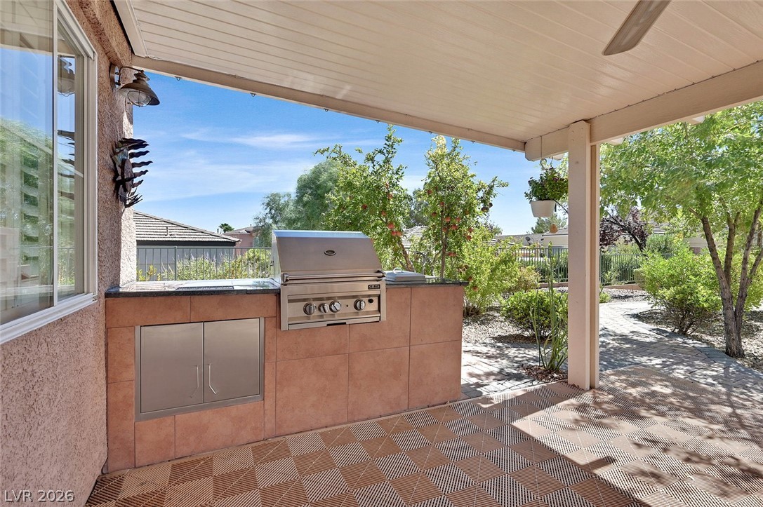 10629 Whitebrush Avenue Las Vegas NV 89144