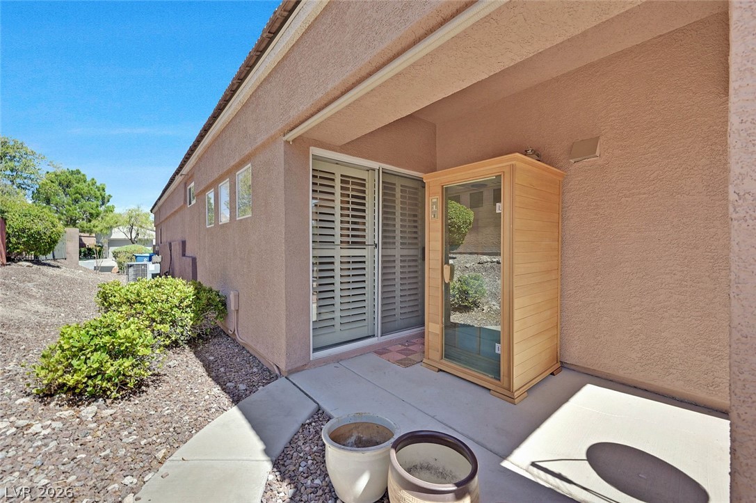 10629 Whitebrush Avenue Las Vegas NV 89144