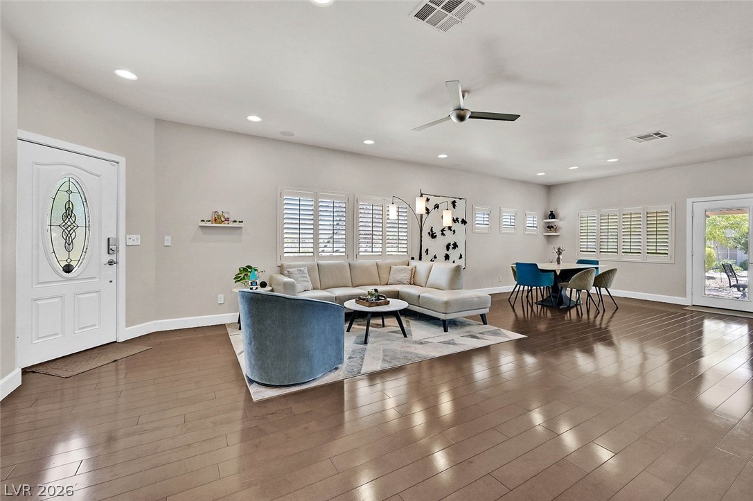 10629 Whitebrush Avenue Las Vegas NV 89144