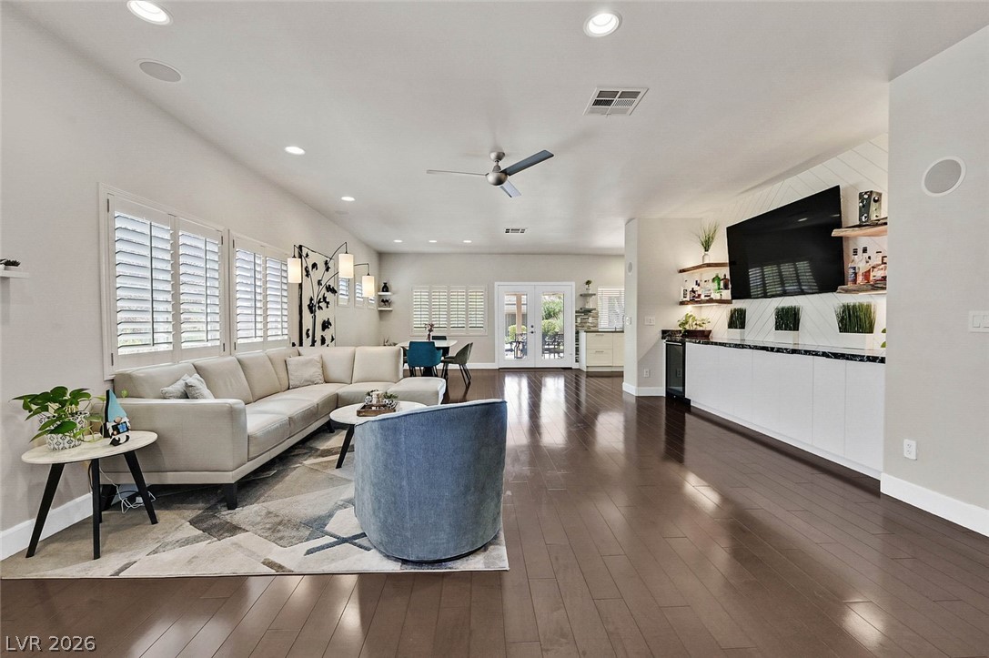 10629 Whitebrush Avenue Las Vegas NV 89144