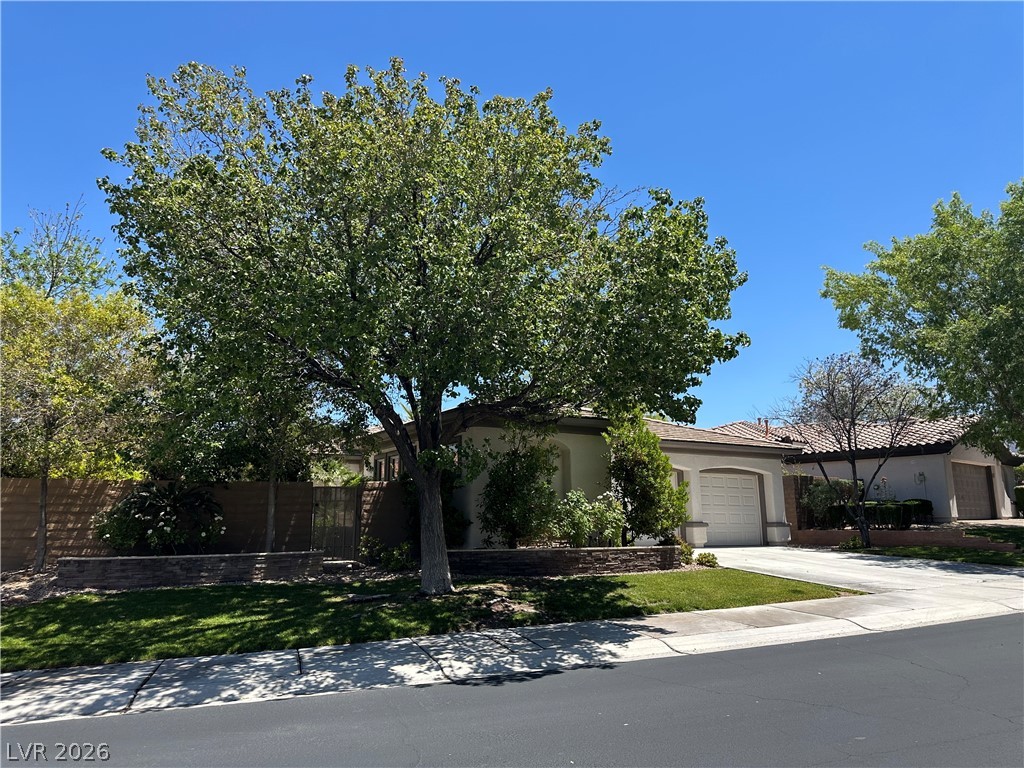 26 Fountainhead Circle Henderson NV 89052