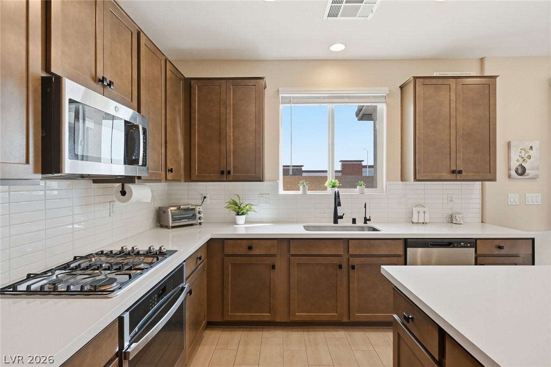 7136 Port Stephens Street North Las Vegas NV 89084