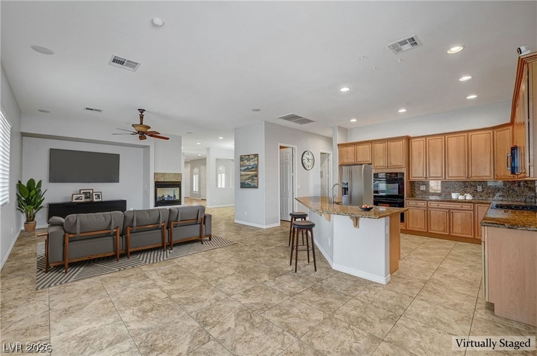 8370 Unicorn Street Las Vegas NV 89131