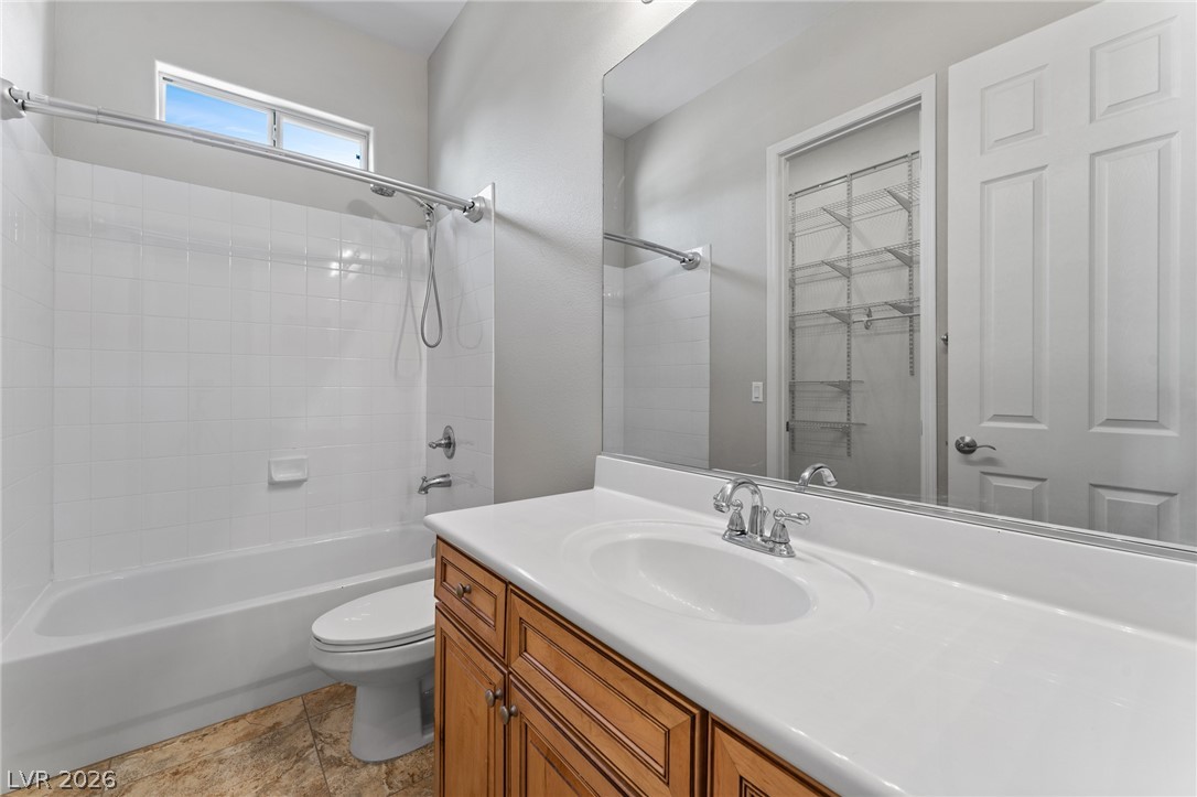 8370 Unicorn Street Las Vegas NV 89131