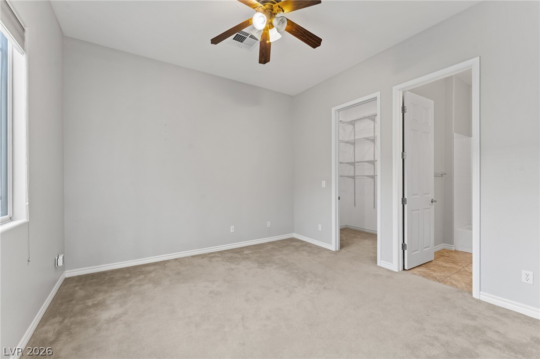 8370 Unicorn Street Las Vegas NV 89131