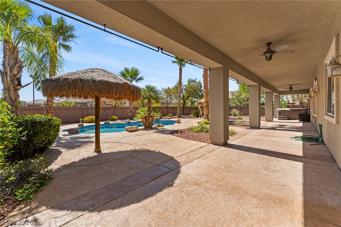 8370 Unicorn Street Las Vegas NV 89131