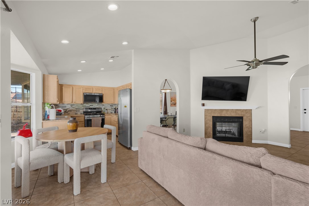 6576 Goldencreek Way Las Vegas NV 89108