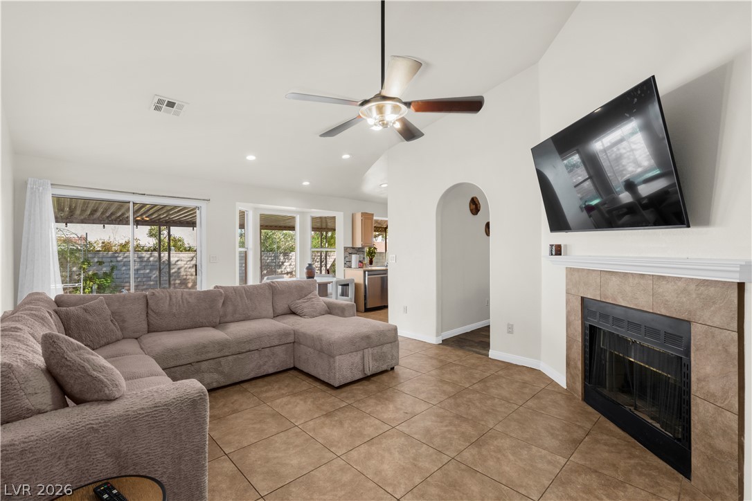 6576 Goldencreek Way Las Vegas NV 89108