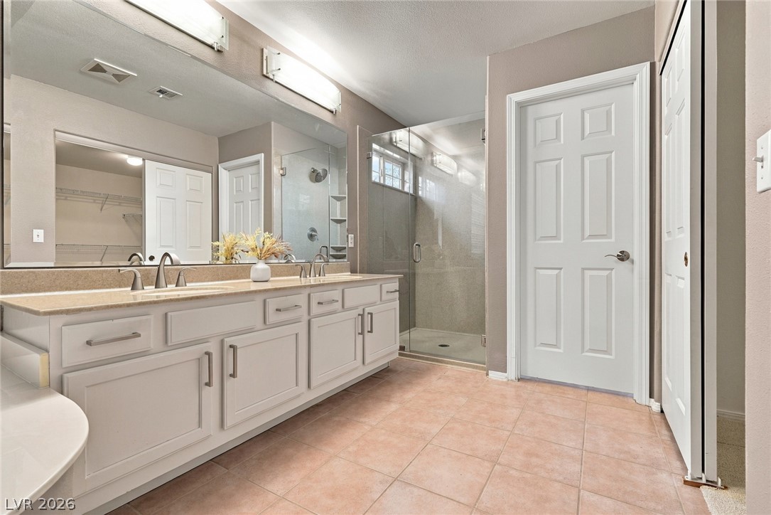 8305 Green Clover Avenue Las Vegas NV 89149