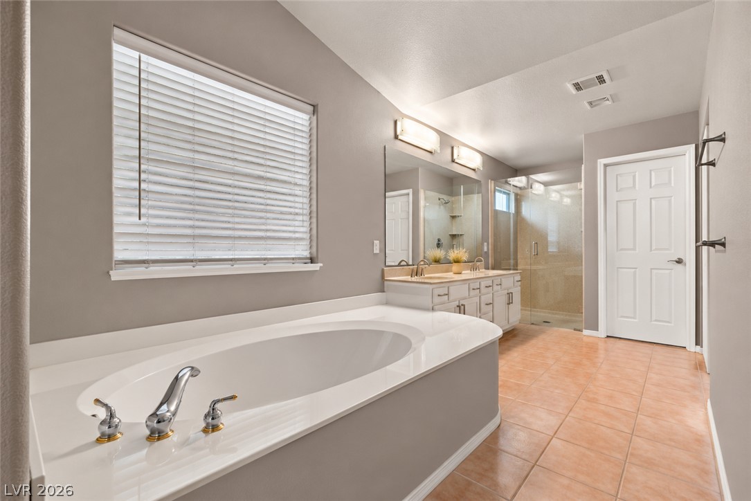 8305 Green Clover Avenue Las Vegas NV 89149