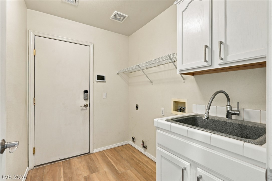 8305 Green Clover Avenue Las Vegas NV 89149