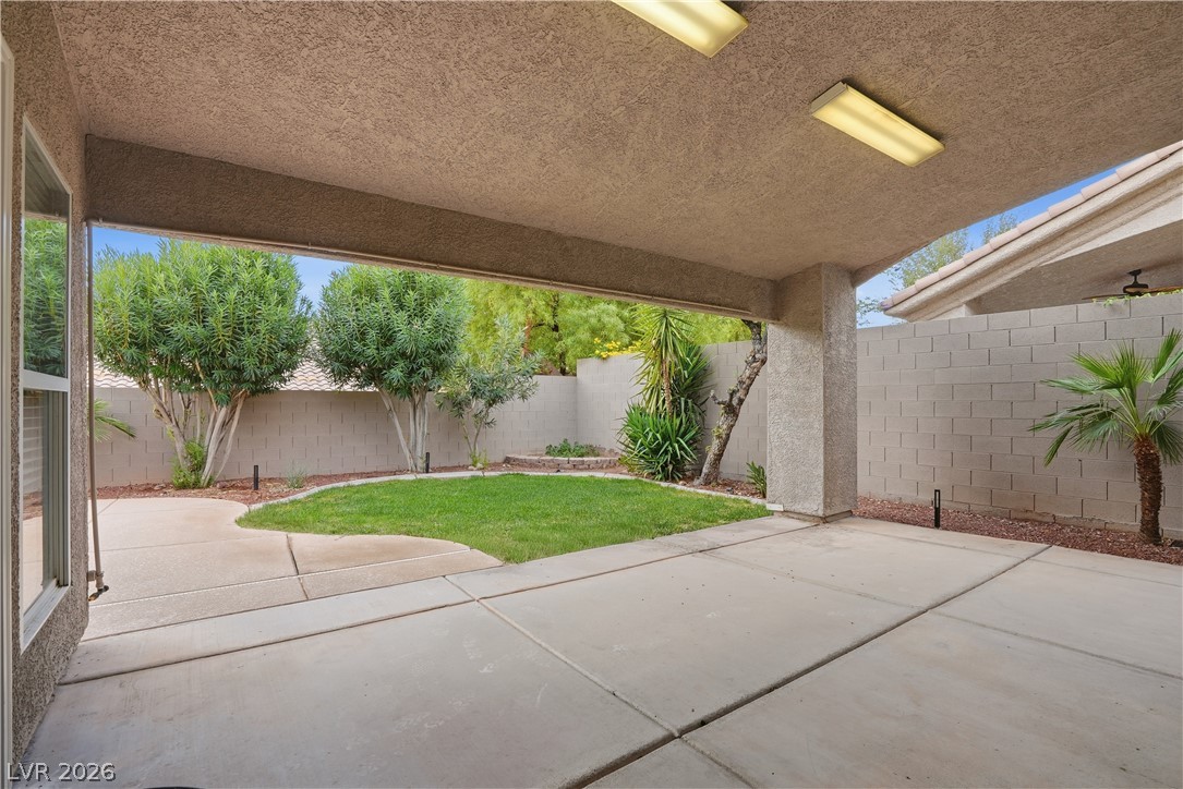 8305 Green Clover Avenue Las Vegas NV 89149