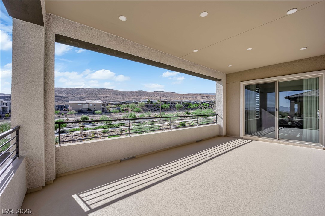 10663 Stone Ledge Avenue Las Vegas NV 89135