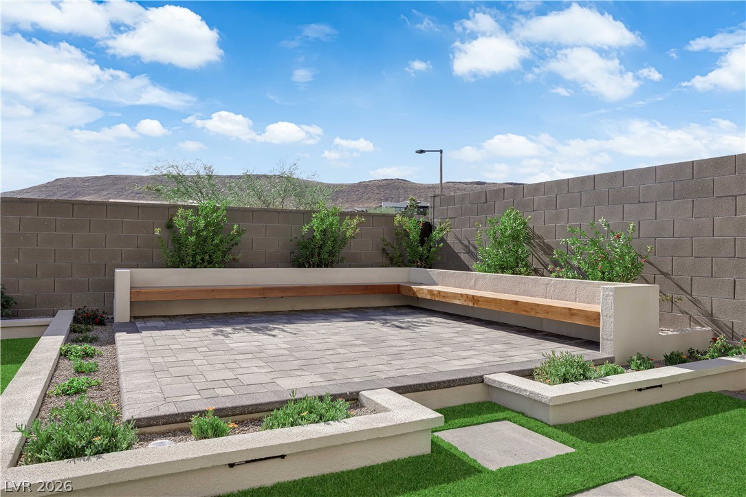 10663 Stone Ledge Avenue Las Vegas NV 89135