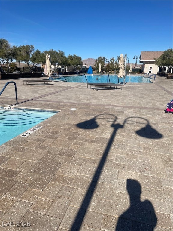 496 Sterling Falls Avenue Henderson NV 89011