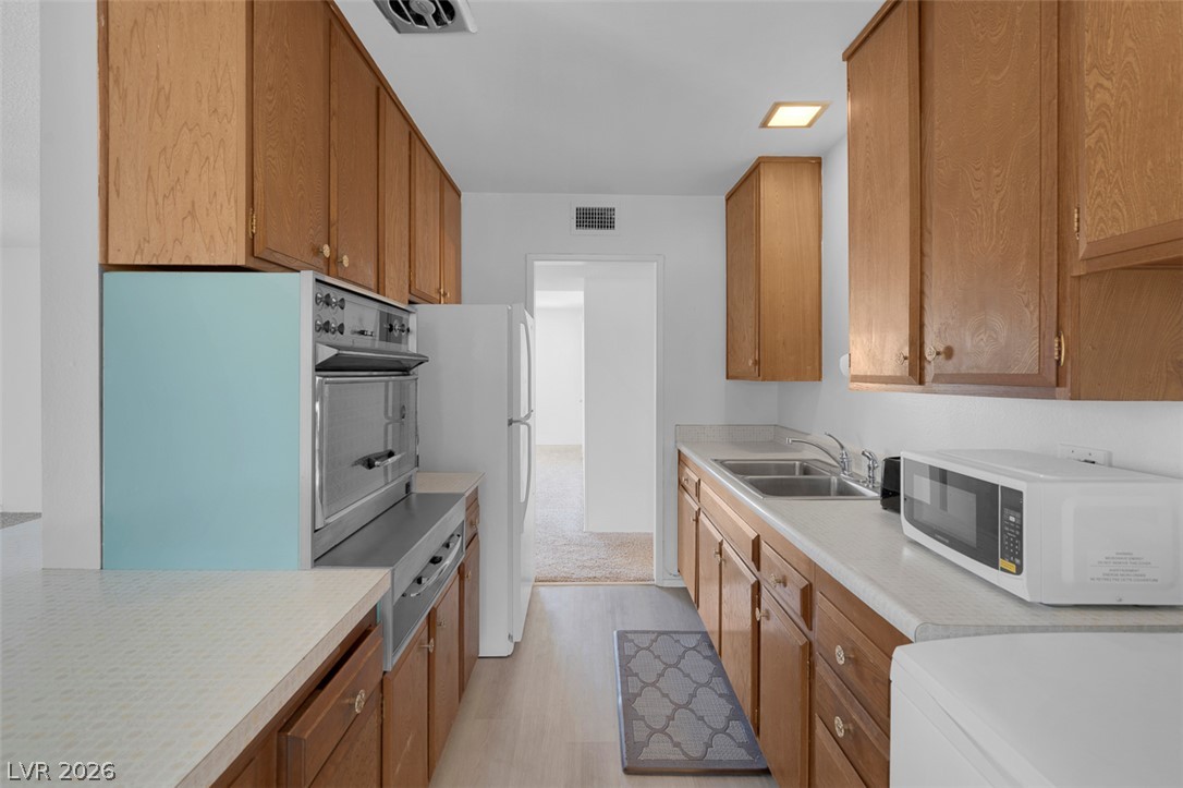 3560 Regents Circle Las Vegas NV 89121