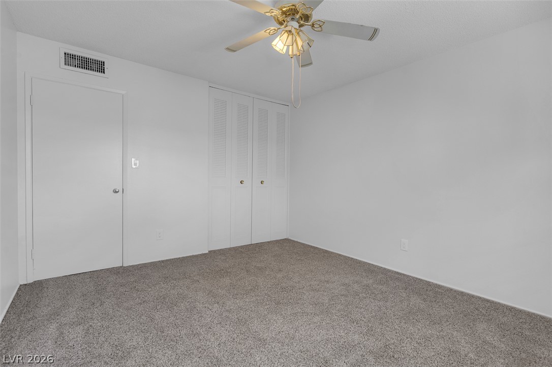 3560 Regents Circle Las Vegas NV 89121