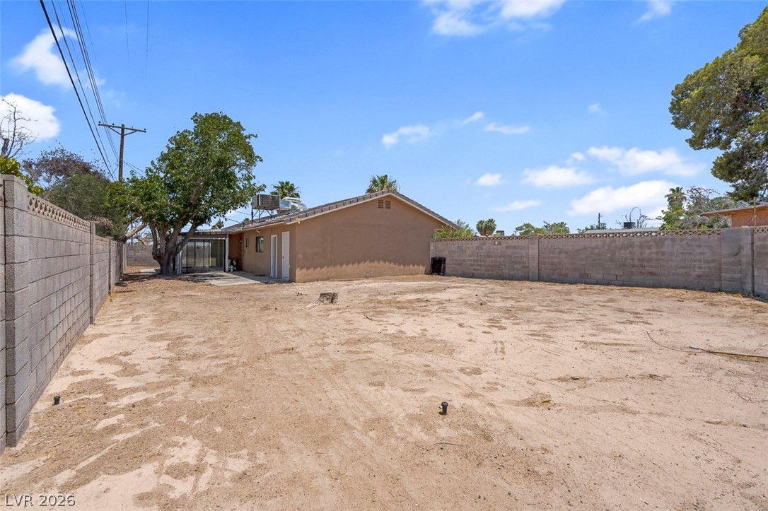 3560 Regents Circle Las Vegas NV 89121
