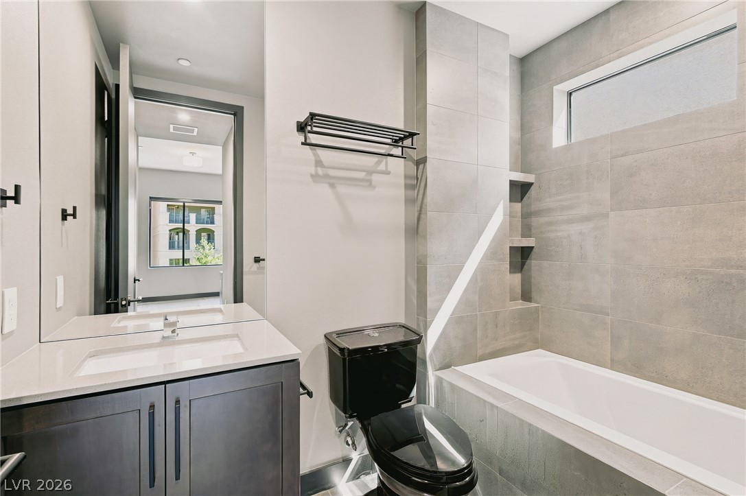 5 Promenade Isle Lane Henderson NV 89011