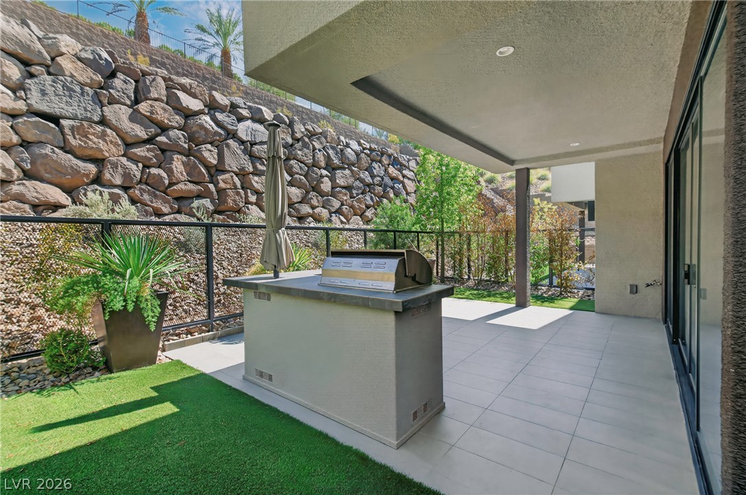5 Promenade Isle Lane Henderson NV 89011
