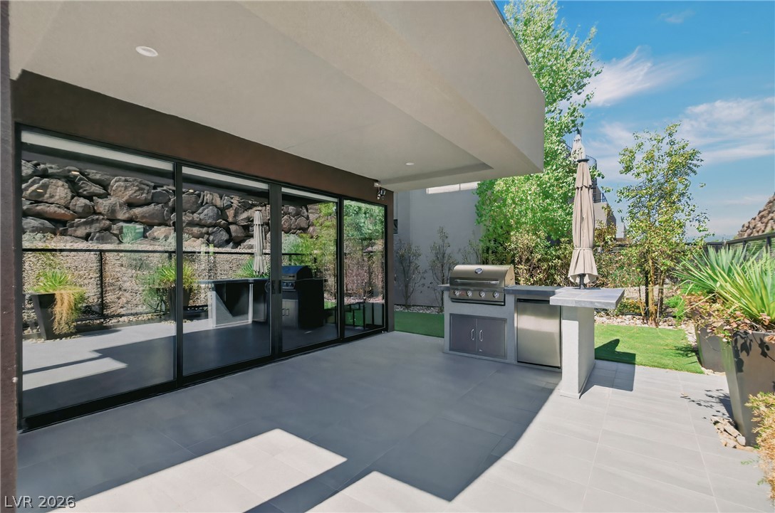 5 Promenade Isle Lane Henderson NV 89011