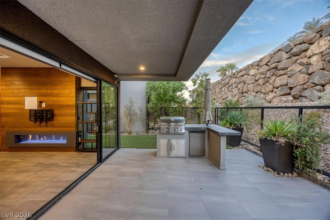 5 Promenade Isle Lane Henderson NV 89011