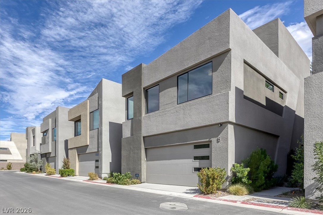 5 Promenade Isle Lane Henderson NV 89011