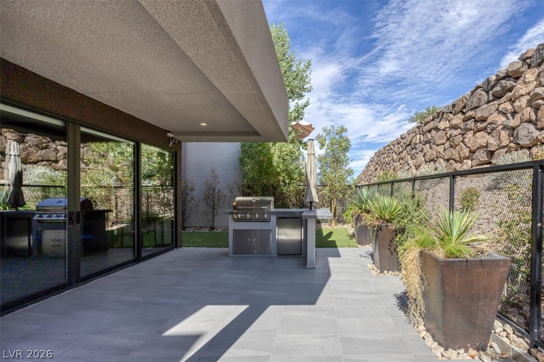 5 Promenade Isle Lane Henderson NV 89011