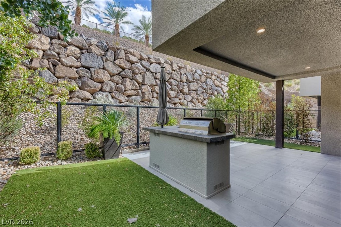 5 Promenade Isle Lane Henderson NV 89011