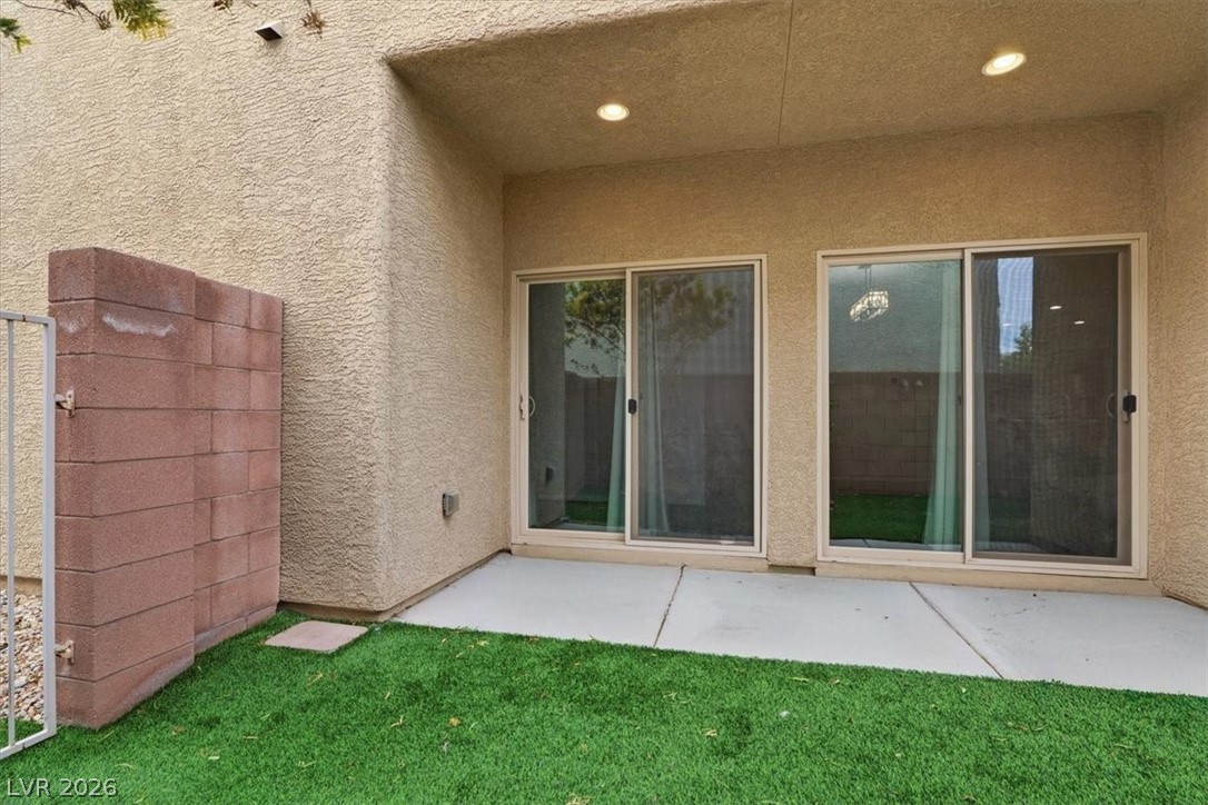 9230 Forest Meadows Avenue Las Vegas NV 89149