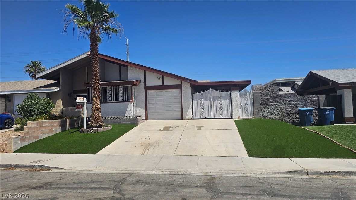 6738 Oak Valley Drive Las Vegas NV 89103