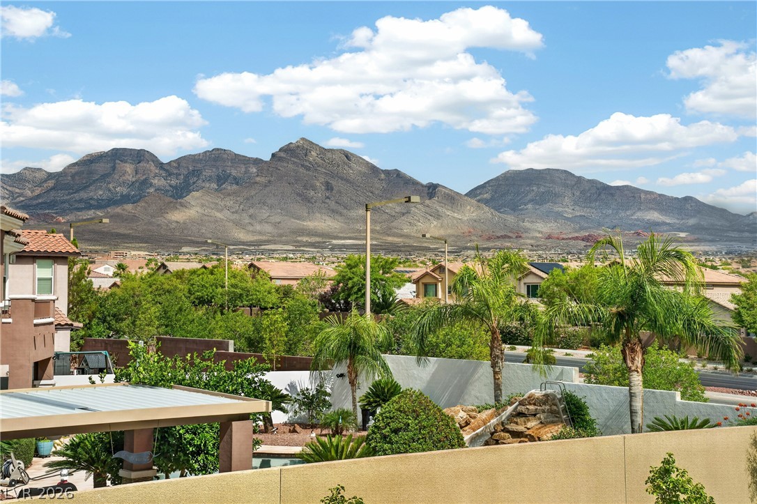 1118 Prospering Creek Street Las Vegas NV 89135
