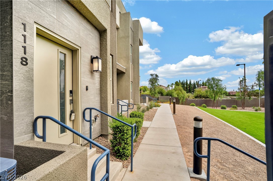 1118 Prospering Creek Street Las Vegas NV 89135