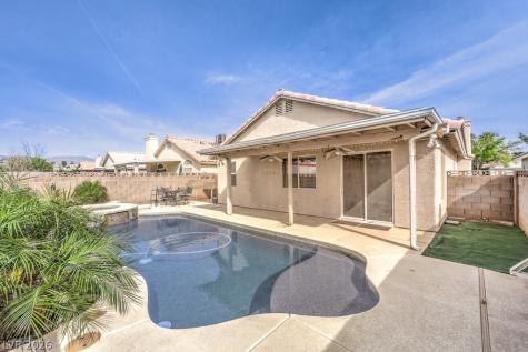 7017 Golden Desert Avenue Las Vegas NV 89129