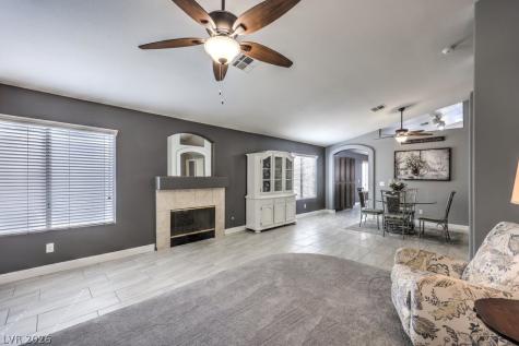 7017 Golden Desert Avenue Las Vegas NV 89129