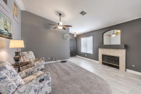 7017 Golden Desert Avenue Las Vegas NV 89129