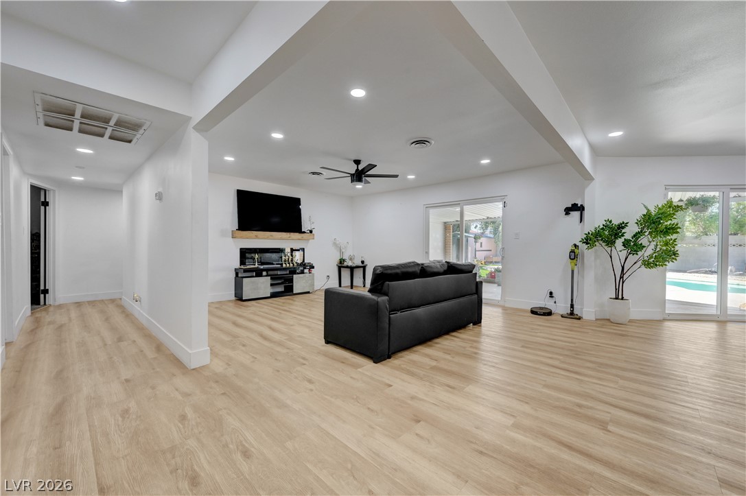 4412 Denia Circle Las Vegas NV 89108