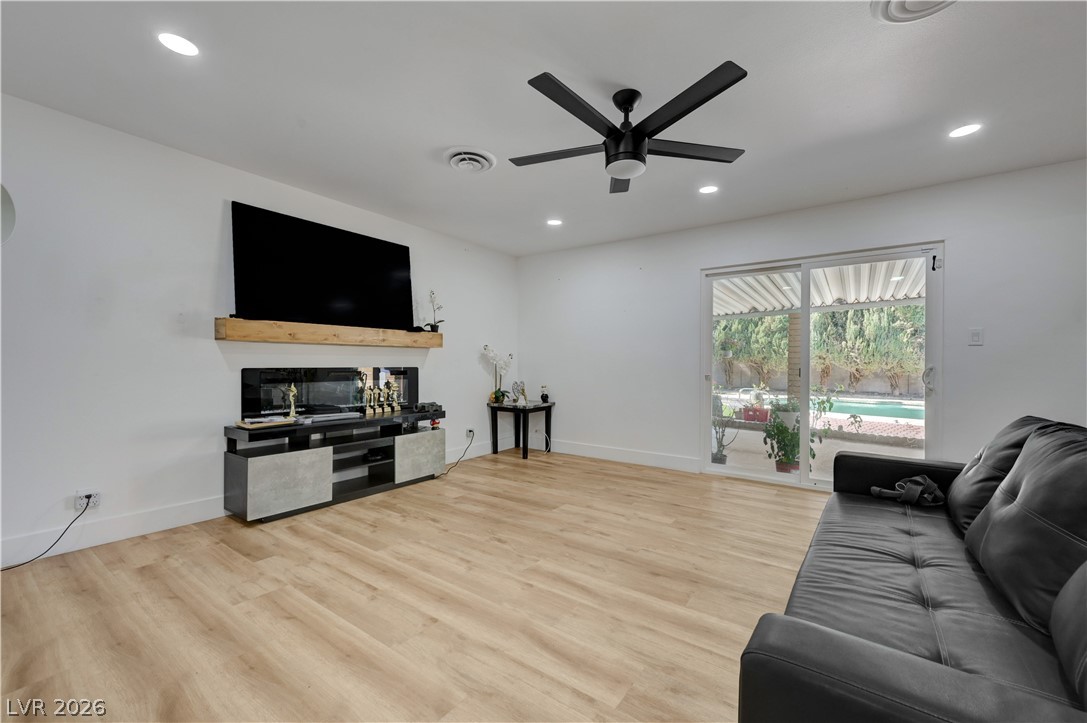 4412 Denia Circle Las Vegas NV 89108