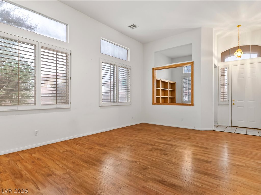 10034 Canyon Dunes Avenue Las Vegas NV 89147