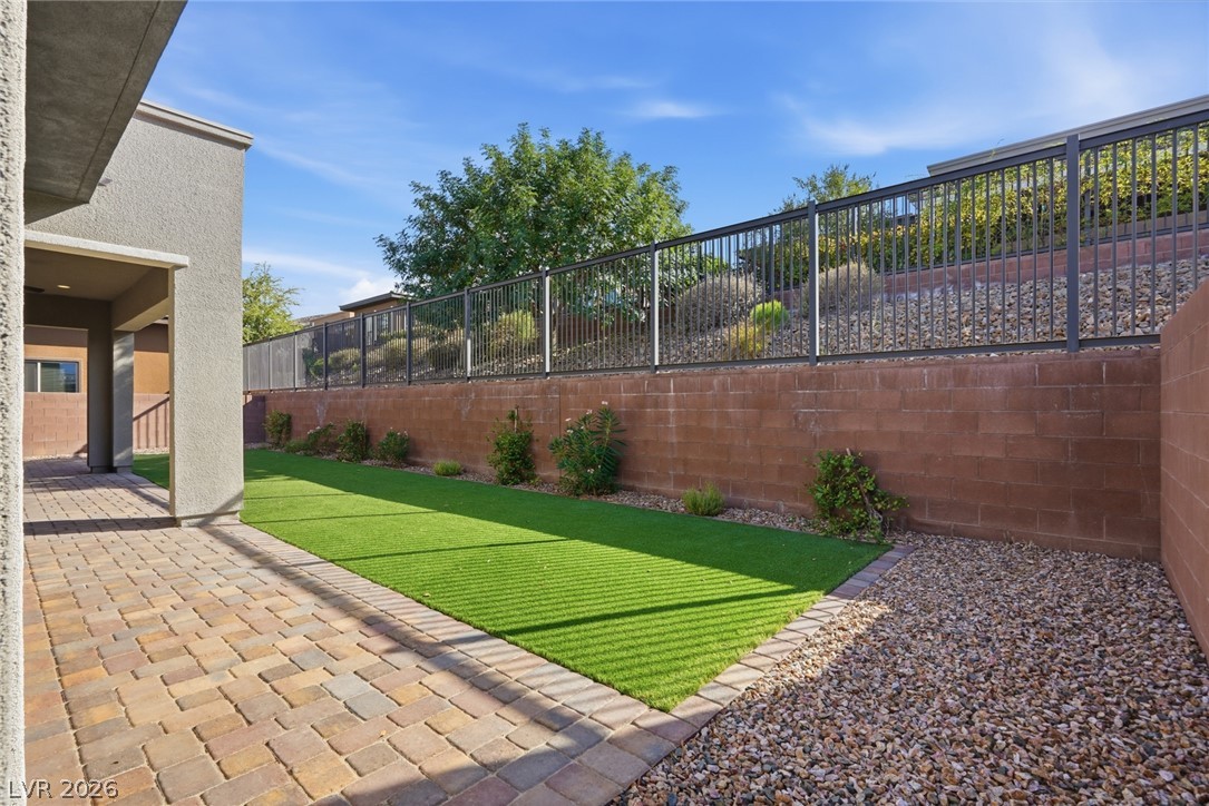 6783 Regency Valley Street Las Vegas NV 89148