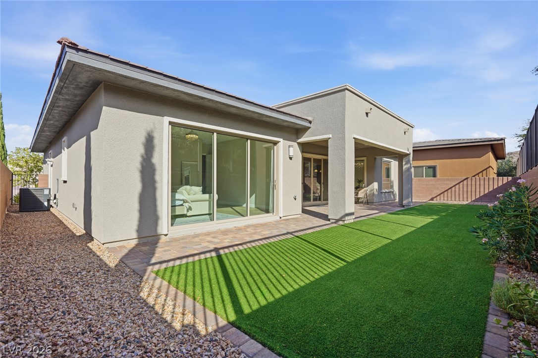 6783 Regency Valley Street Las Vegas NV 89148