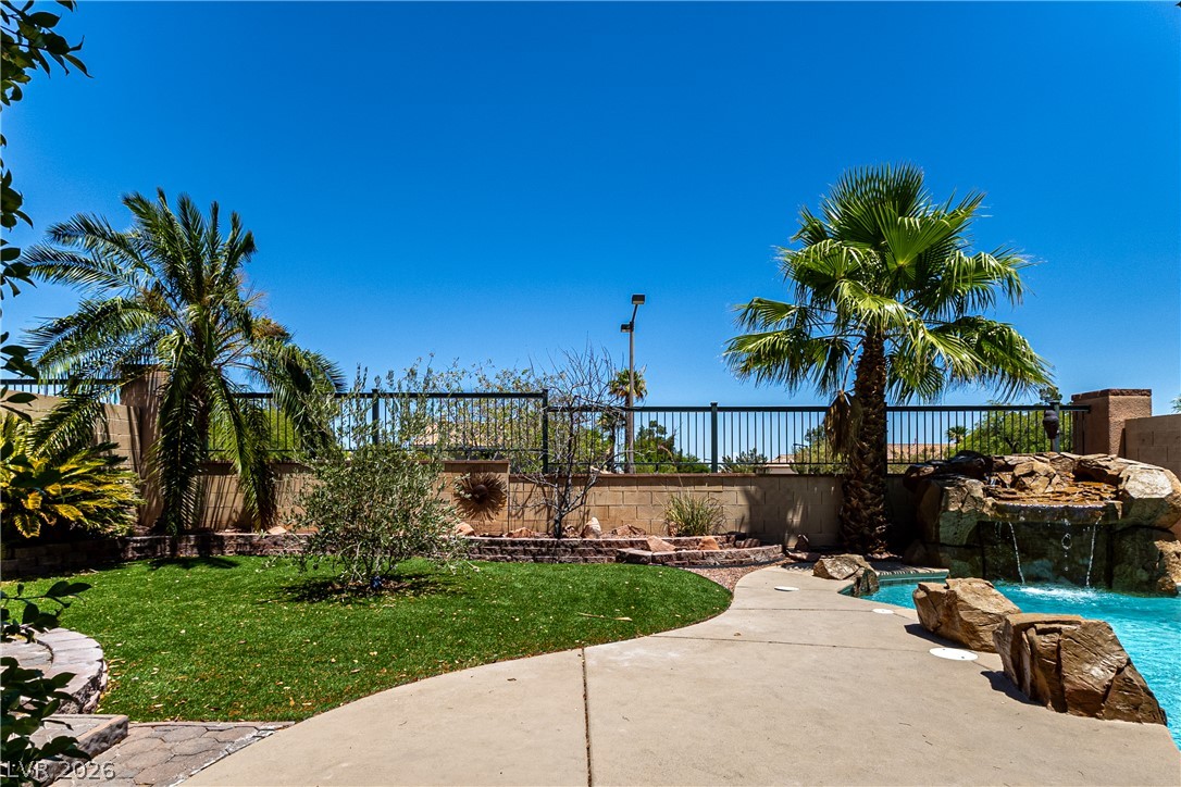 316 Silver Grove Street Las Vegas NV 89144