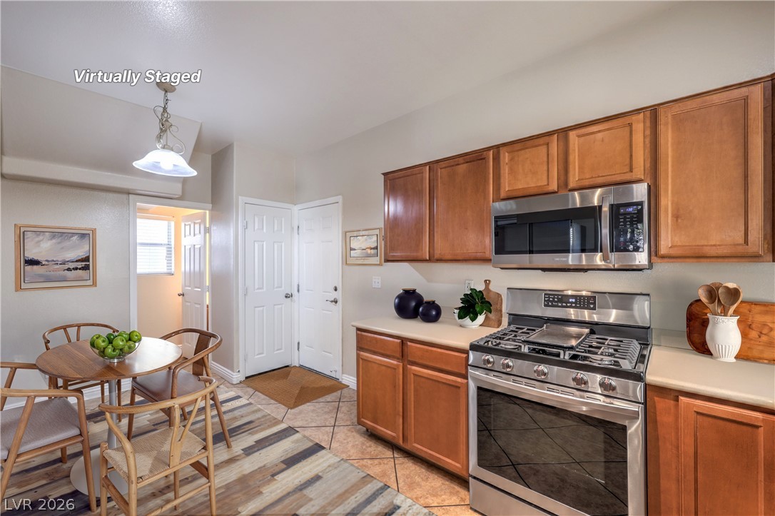6394 Jackrabbit Run Avenue Las Vegas NV 89122