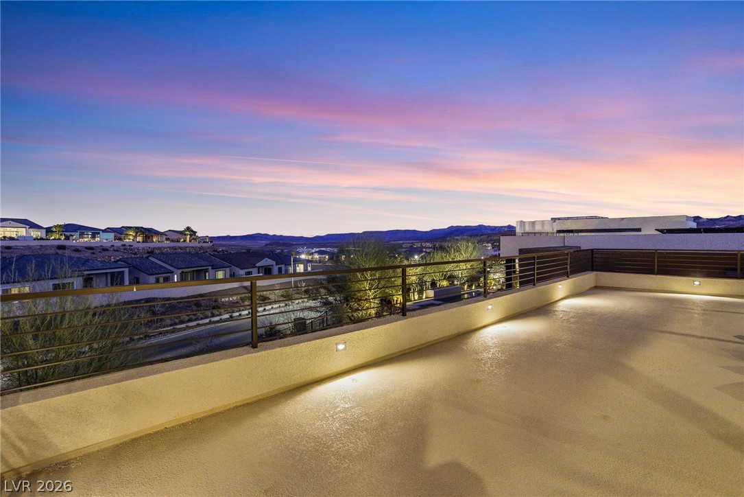 16 Canyon Shores Place Henderson NV 89011