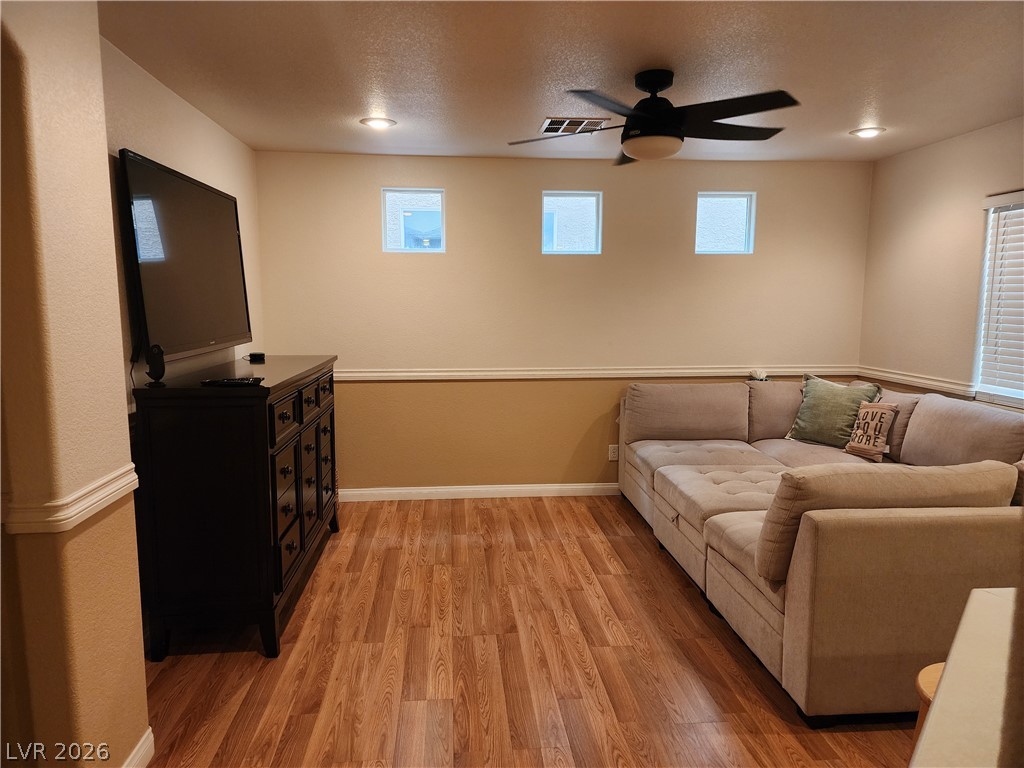 10457 Beautiful Fruit Street Las Vegas NV 89183