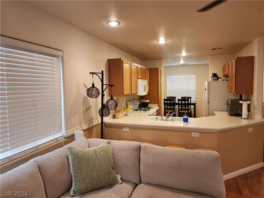 10457 Beautiful Fruit Street Las Vegas NV 89183